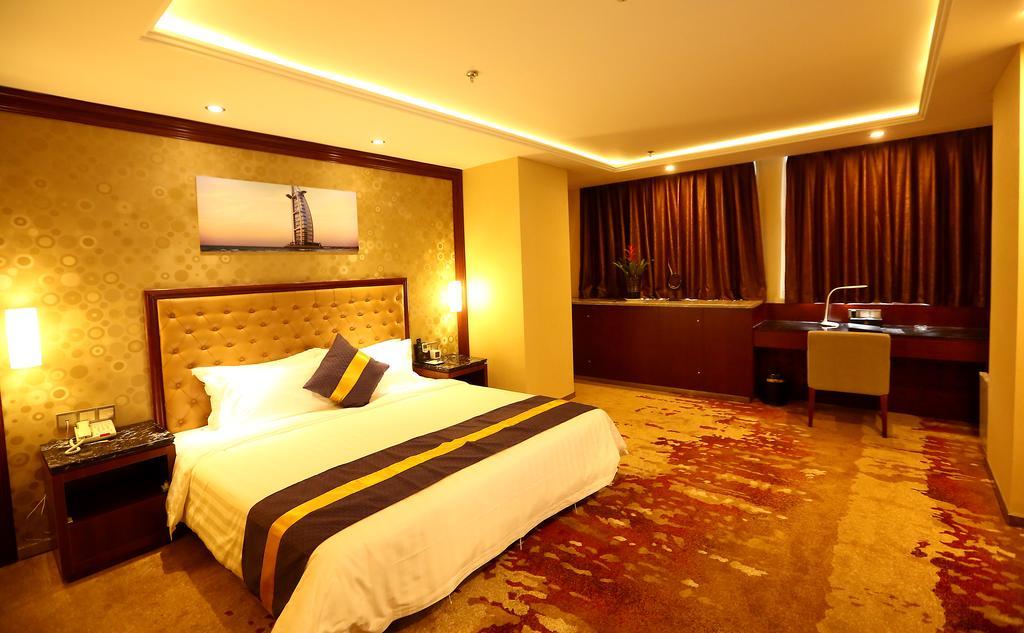 Best Western Hotel Yantai Room photo